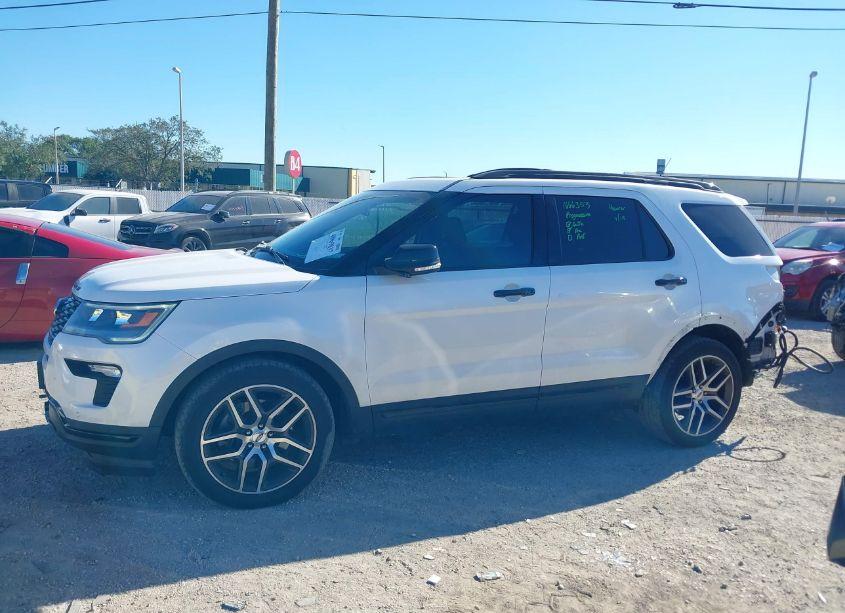 Photo 15 of 2018 Ford Explorer SPORT (VIN 1FM5K8GT8JGB75440)