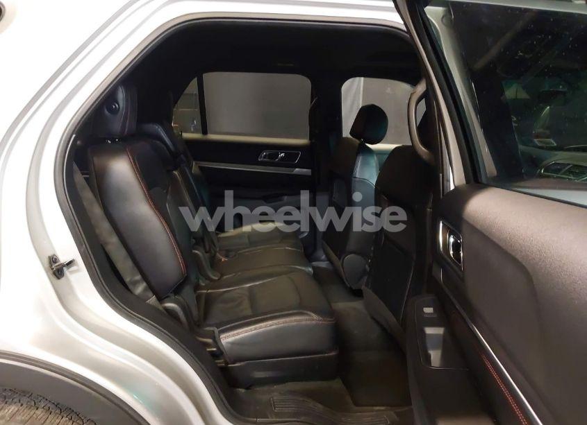 Photo 8 of 2016 Ford Explorer SPORT (VIN 1FM5K8GT9GGB38759)