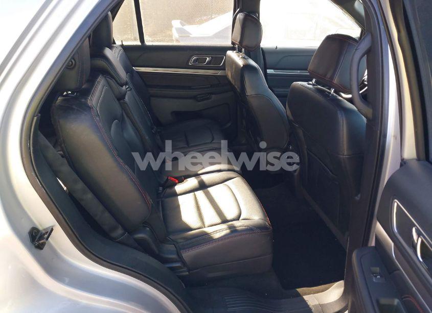 Photo 8 of 2017 Ford Explorer SPORT (VIN 1FM5K8GT9HGC72639)