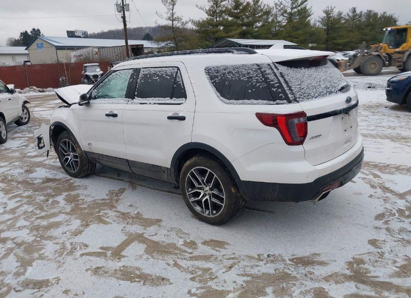 Photo 3 of 2017 Ford Explorer SPORT (VIN 1FM5K8GT9HGD66035)