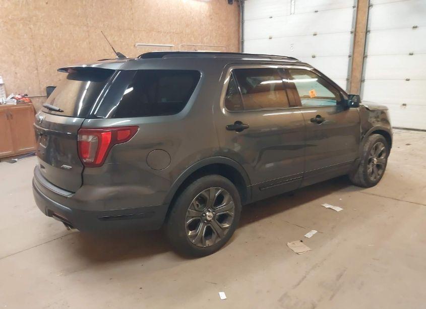 Photo 4 of 2018 Ford Explorer SPORT (VIN 1FM5K8GT9JGC23446)
