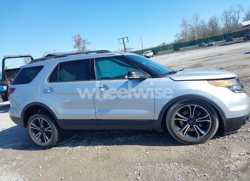 Photo 13 of 2013 Ford Explorer SPORT (VIN 1FM5K8GTXDGB99114)