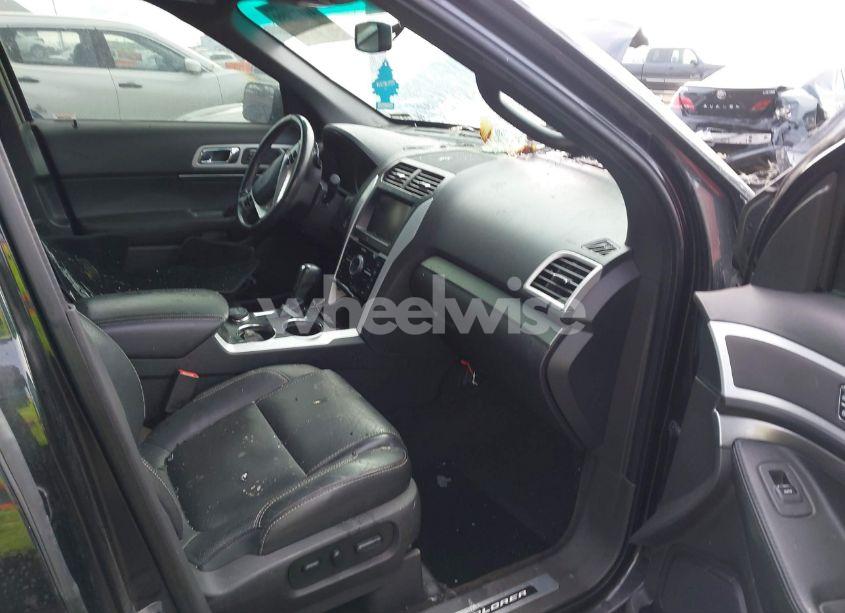 Photo 5 of 2014 Ford Explorer SPORT (VIN 1FM5K8GTXEGA42622)