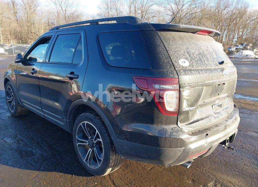 Photo 3 of 2015 Ford Explorer SPORT (VIN 1FM5K8GTXFGA74276)