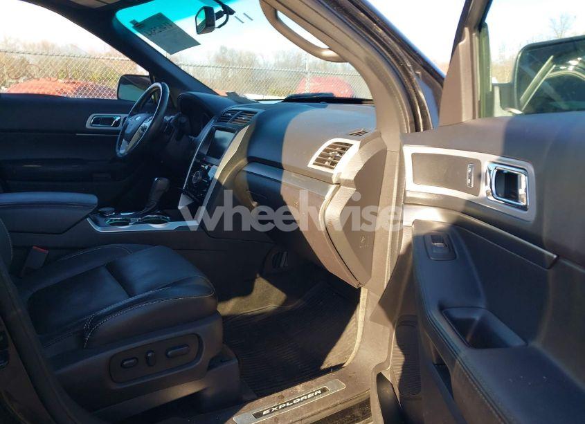 Photo 5 of 2015 Ford Explorer SPORT (VIN 1FM5K8GTXFGA74276)