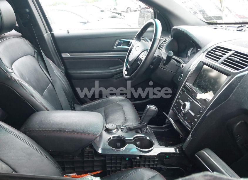 Photo 5 of 2016 Ford Explorer SPORT (VIN 1FM5K8GTXGGA82038)