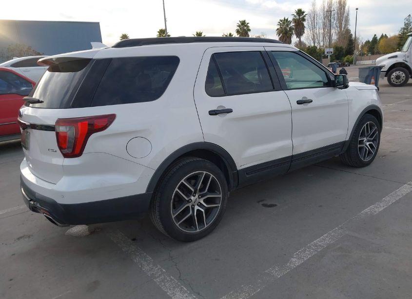 Photo 4 of 2016 Ford Explorer SPORT (VIN 1FM5K8GTXGGB42741)