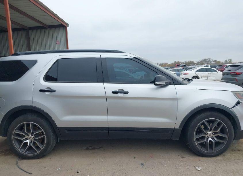 Photo 13 of 2016 Ford Explorer SPORT (VIN 1FM5K8GTXGGB79224)