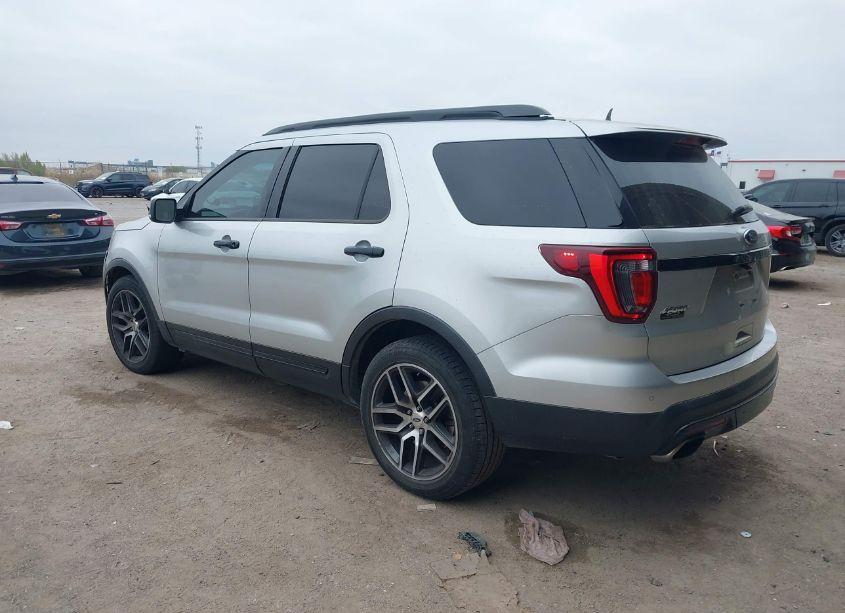 Photo 3 of 2016 Ford Explorer SPORT (VIN 1FM5K8GTXGGB79224)