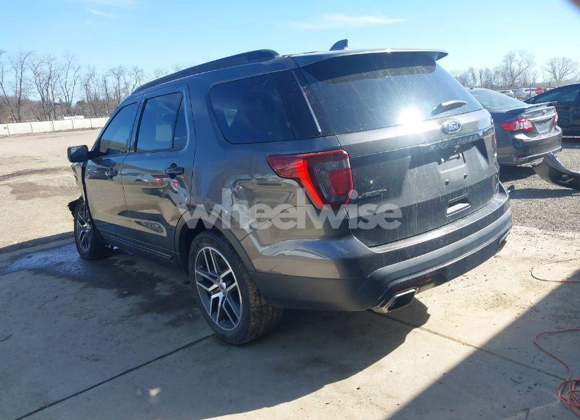 Photo 3 of 2016 Ford Explorer SPORT (VIN 1FM5K8GTXGGC02467)