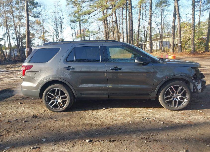 Photo 14 of 2016 Ford Explorer SPORT (VIN 1FM5K8GTXGGC12531)