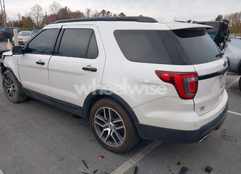 Photo 3 of 2017 Ford Explorer SPORT (VIN 1FM5K8GTXHGC29640)