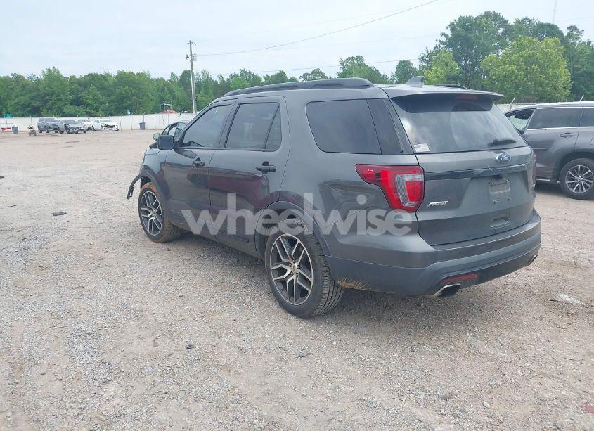 Photo 3 of 2017 Ford Explorer SPORT (VIN 1FM5K8GTXHGD78159)