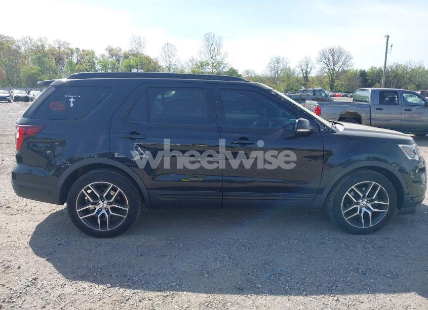 Photo 13 of 2019 Ford Explorer SPORT (VIN 1FM5K8GTXKGB33417)