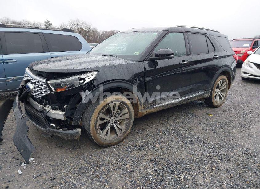 Photo 2 of 2020 Ford Explorer PLATINUM (VIN 1FM5K8HC0LGA25369)