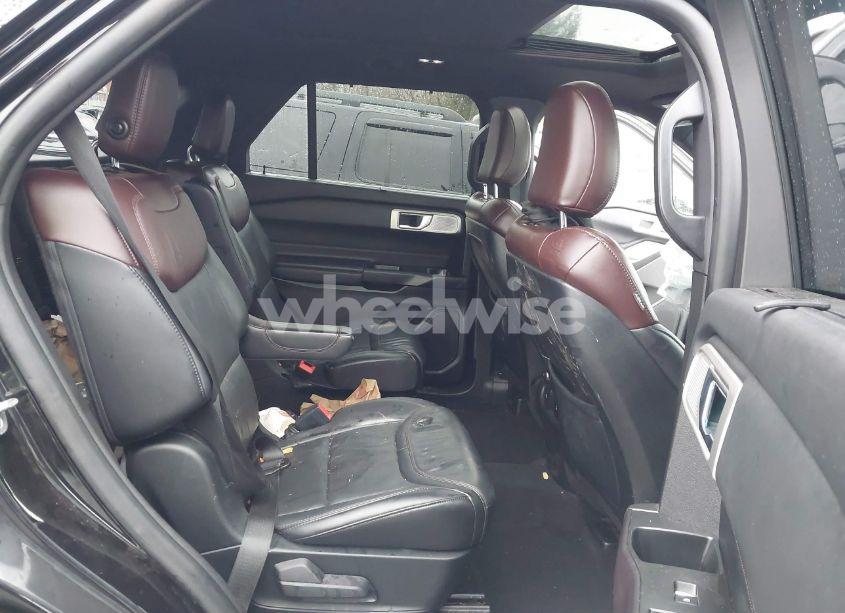 Photo 8 of 2020 Ford Explorer PLATINUM (VIN 1FM5K8HC0LGA25369)