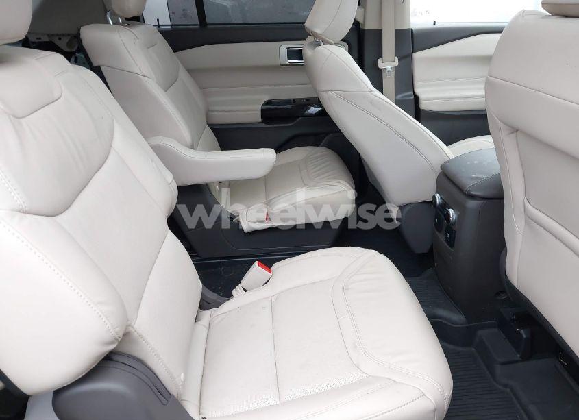 Photo 8 of 2023 Ford Explorer PLATINUM (VIN 1FM5K8HC1PGB23879)