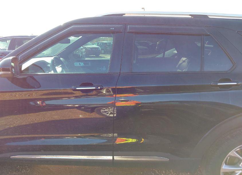 Photo 14 of 2021 Ford Explorer PLATINUM (VIN 1FM5K8HC3MGC08041)