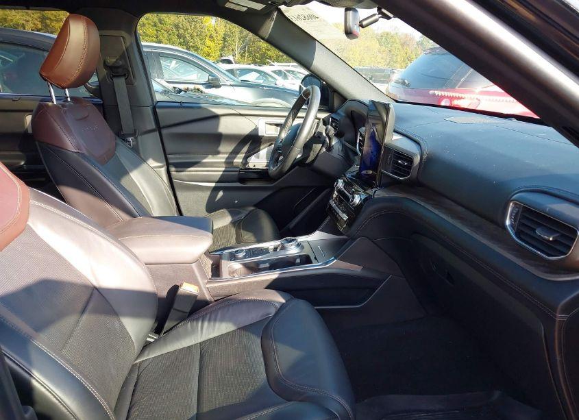 Photo 5 of 2021 Ford Explorer PLATINUM (VIN 1FM5K8HC3MGC08041)