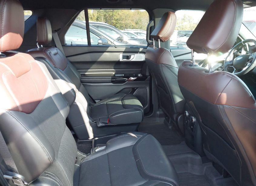 Photo 8 of 2021 Ford Explorer PLATINUM (VIN 1FM5K8HC3MGC08041)