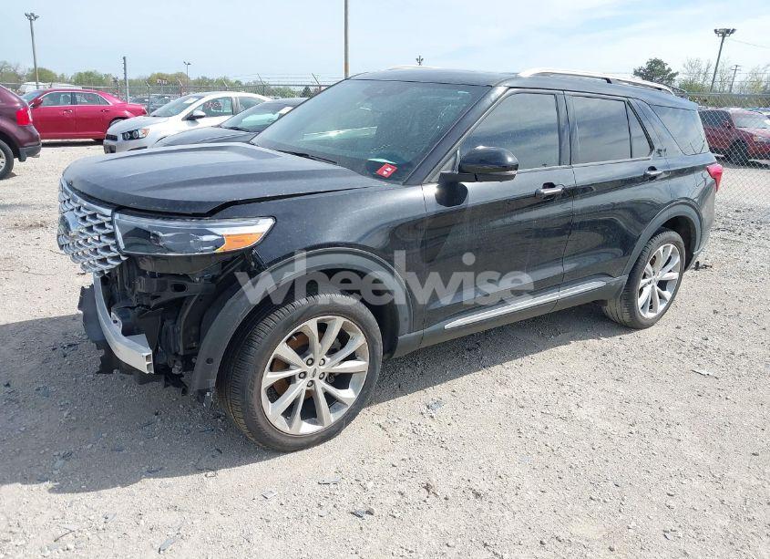 Photo 2 of 2021 Ford Explorer PLATINUM (VIN 1FM5K8HC7MGC28101)