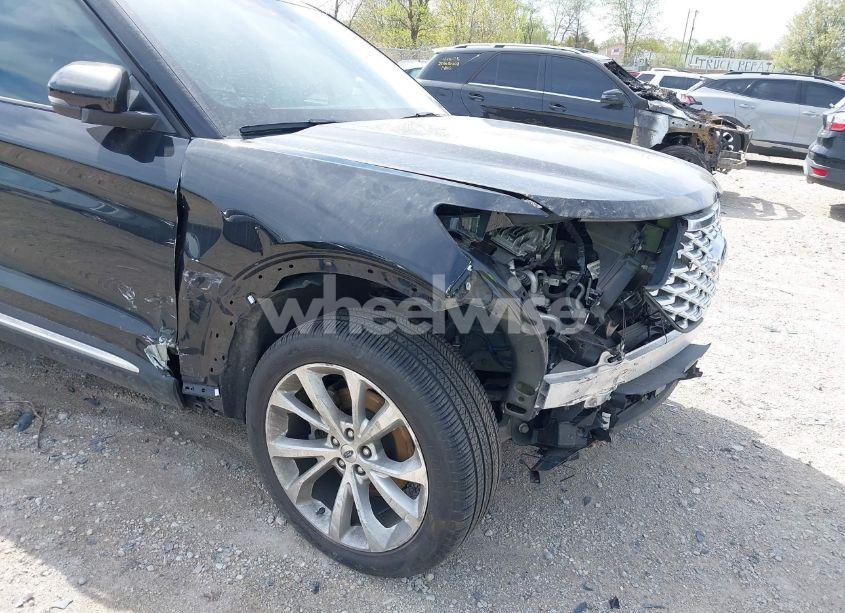 Photo 6 of 2021 Ford Explorer PLATINUM (VIN 1FM5K8HC7MGC28101)