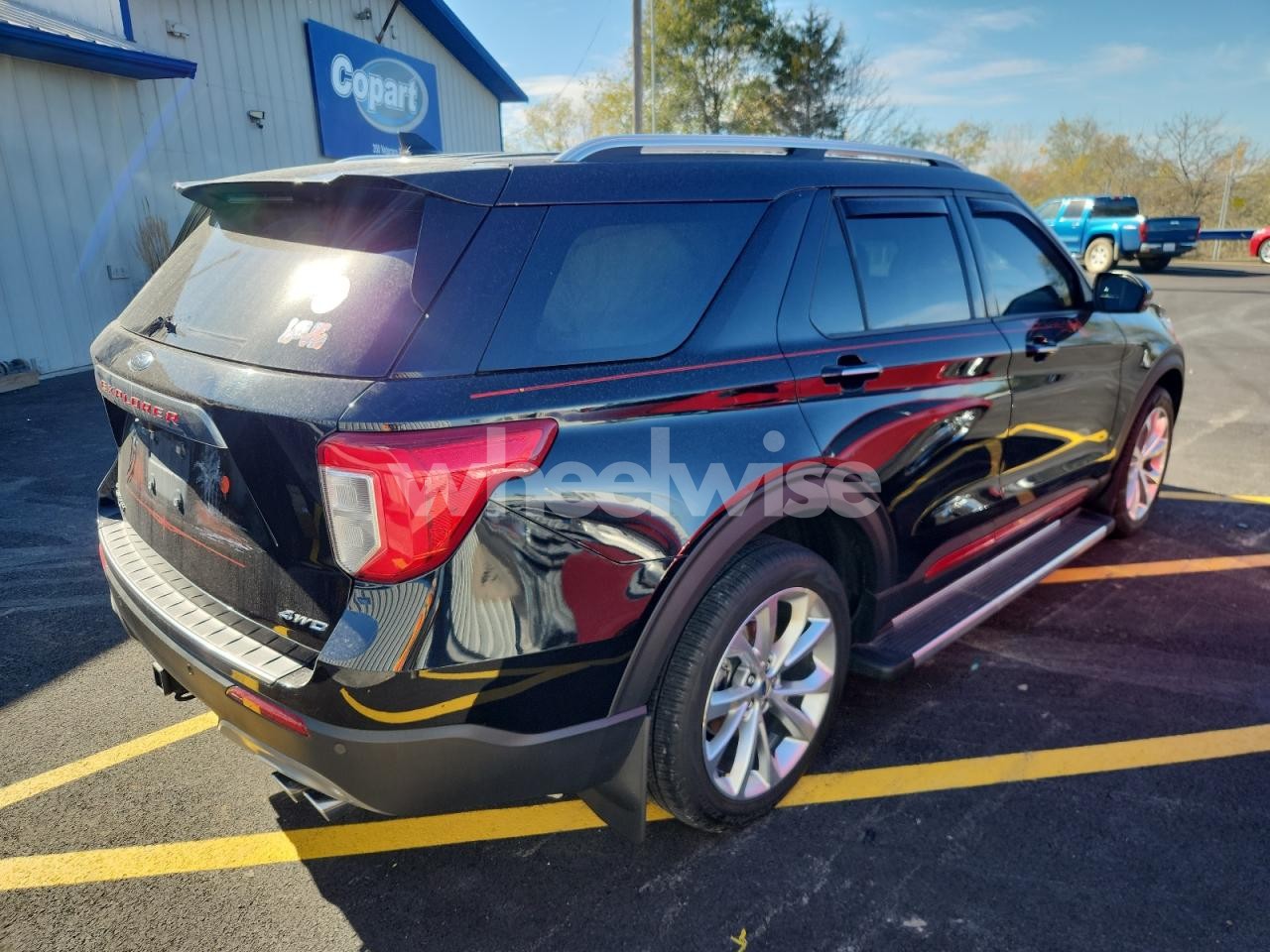 Photo 3 of 2023 FORD EXPLORER PLATINUM N/A (VIN 1FM5K8HC7PGA97918)