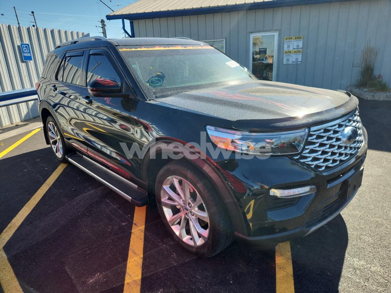 Photo 4 of 2023 FORD EXPLORER PLATINUM N/A (VIN 1FM5K8HC7PGA97918)