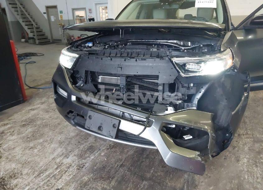 Photo 18 of 2020 Ford Explorer PLATINUM (VIN 1FM5K8HC8LGA04995)