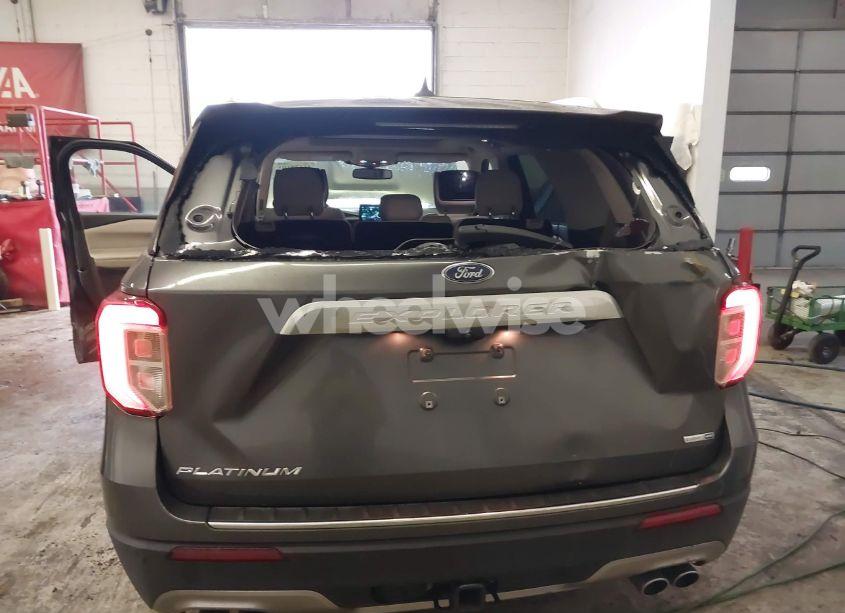 Photo 6 of 2020 Ford Explorer PLATINUM (VIN 1FM5K8HC8LGA04995)