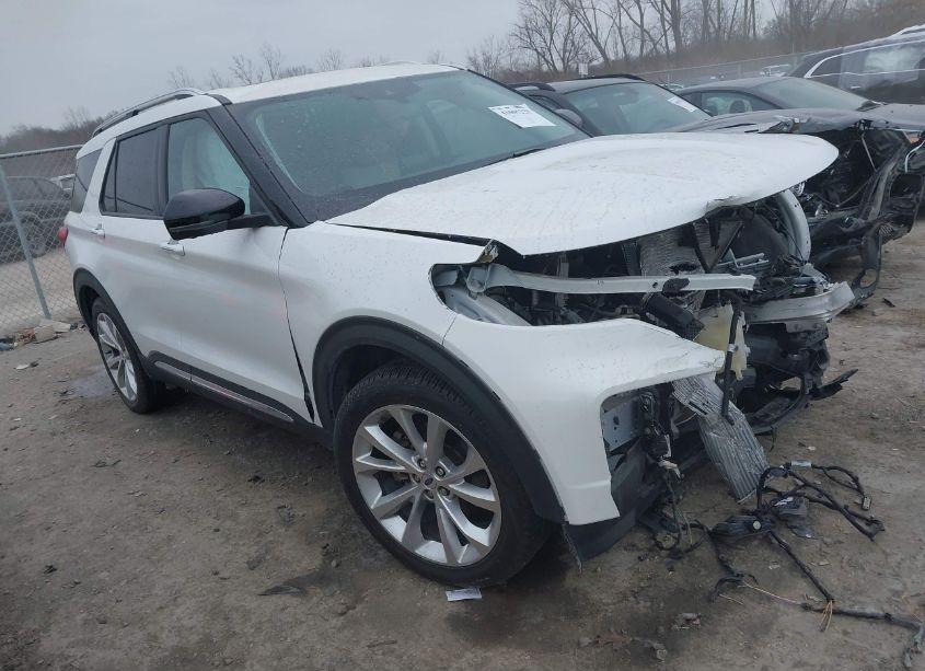 2023 Ford Explorer PLATINUM (VIN 1FM5K8HC8PGA28171) main photo