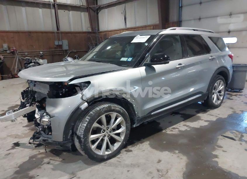 Photo 2 of 2023 Ford Explorer PLATINUM (VIN 1FM5K8HC9PGB25573)