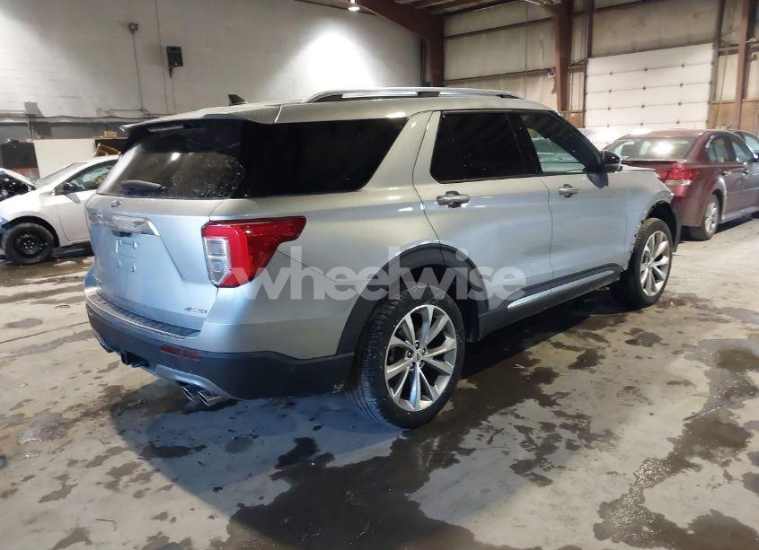 Photo 4 of 2023 Ford Explorer PLATINUM (VIN 1FM5K8HC9PGB25573)