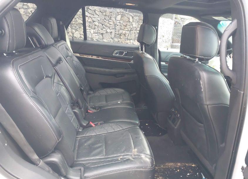 Photo 8 of 2017 Ford Explorer PLATINUM (VIN 1FM5K8HT0HGA12290)