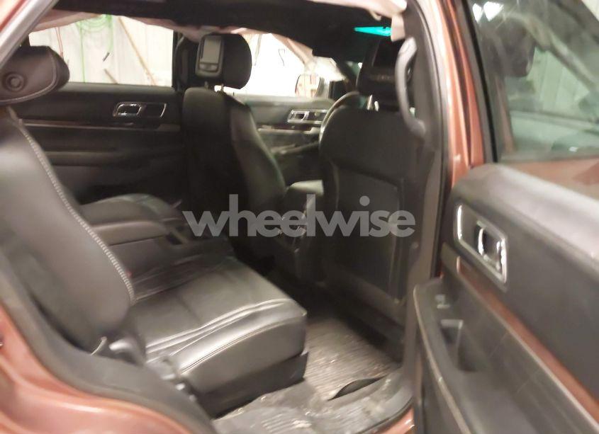 Photo 8 of 2017 Ford Explorer PLATINUM (VIN 1FM5K8HT0HGA15531)