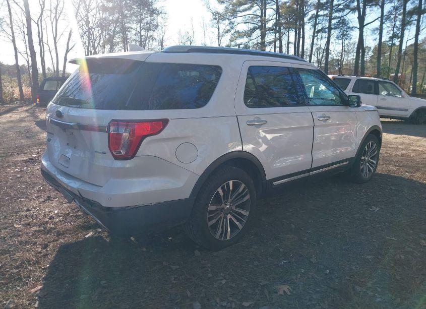 Photo 4 of 2017 Ford Explorer PLATINUM (VIN 1FM5K8HT0HGA32135)