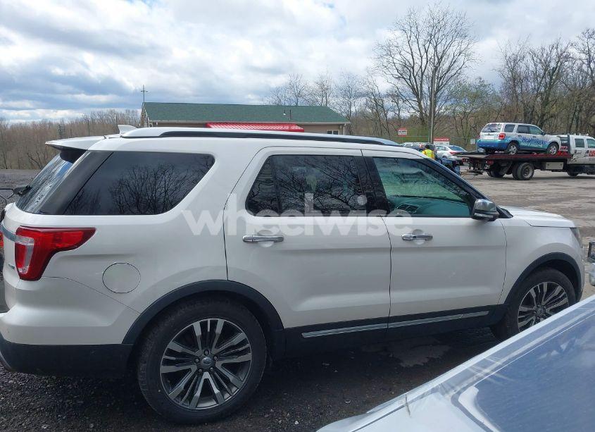 Photo 14 of 2016 Ford Explorer PLATINUM (VIN 1FM5K8HT1GGA69550)