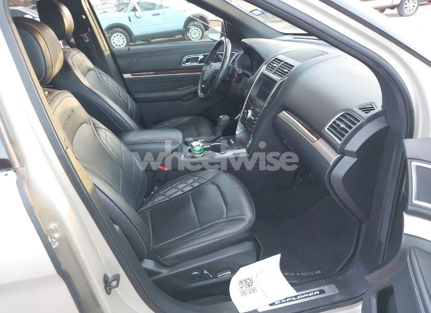 Photo 5 of 2017 Ford Explorer PLATINUM (VIN 1FM5K8HT1HGE41521)