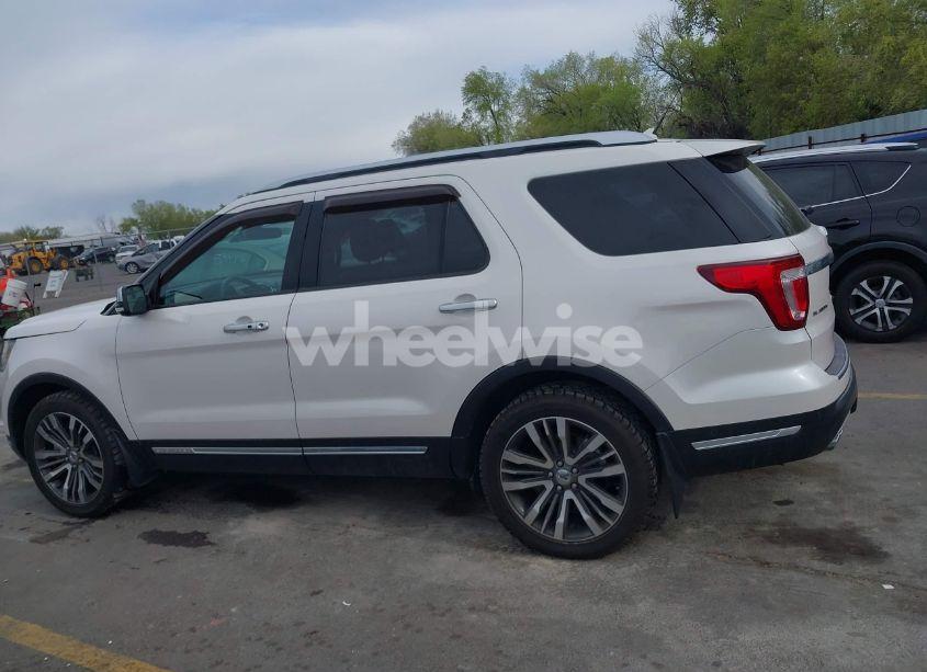Photo 14 of 2018 Ford Explorer PLATINUM (VIN 1FM5K8HT1JGA62332)