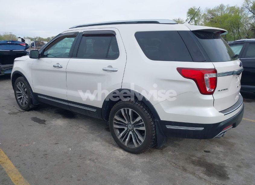 Photo 3 of 2018 Ford Explorer PLATINUM (VIN 1FM5K8HT1JGA62332)