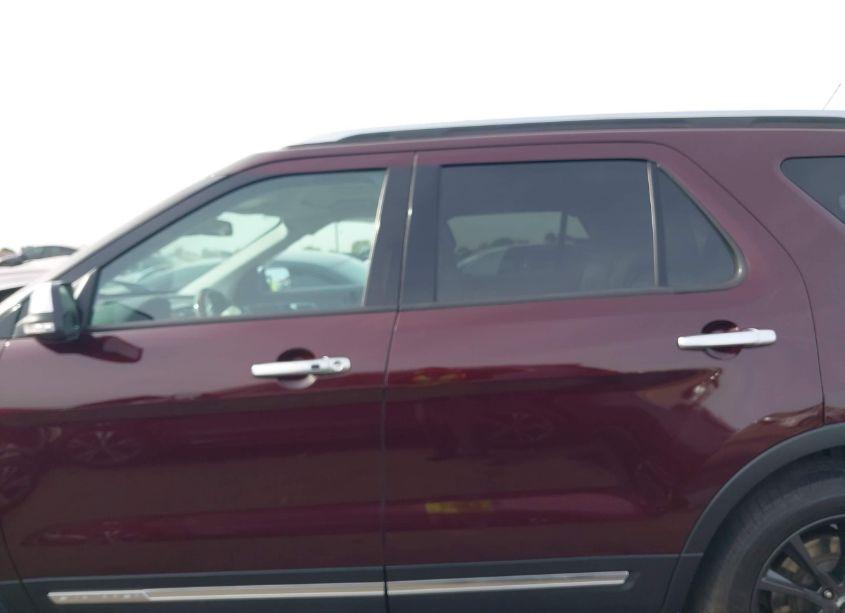 Photo 15 of 2018 Ford Explorer PLATINUM (VIN 1FM5K8HT1JGB10010)