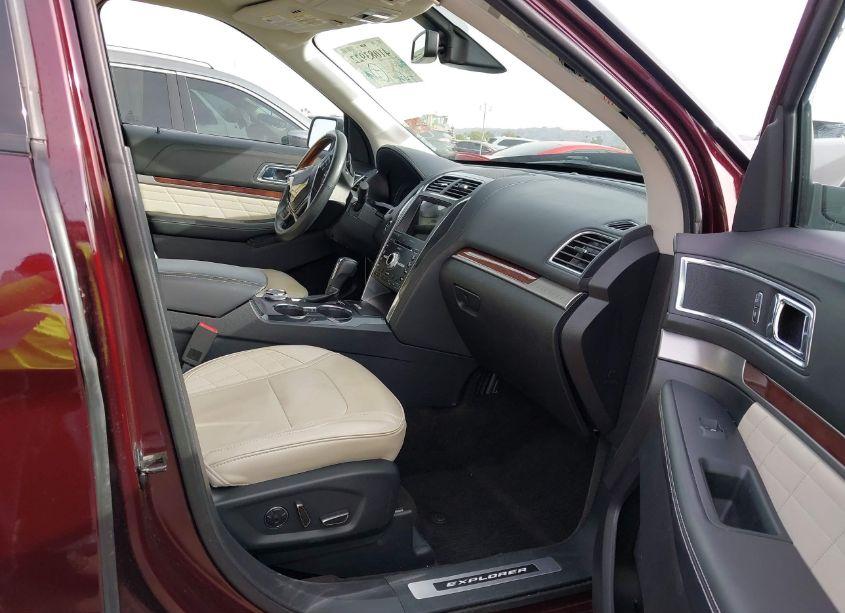 Photo 5 of 2018 Ford Explorer PLATINUM (VIN 1FM5K8HT1JGB10010)