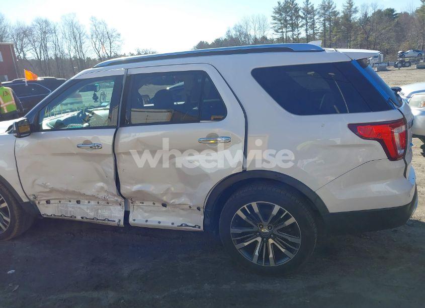 Photo 14 of 2016 Ford Explorer PLATINUM (VIN 1FM5K8HT2GGA74658)