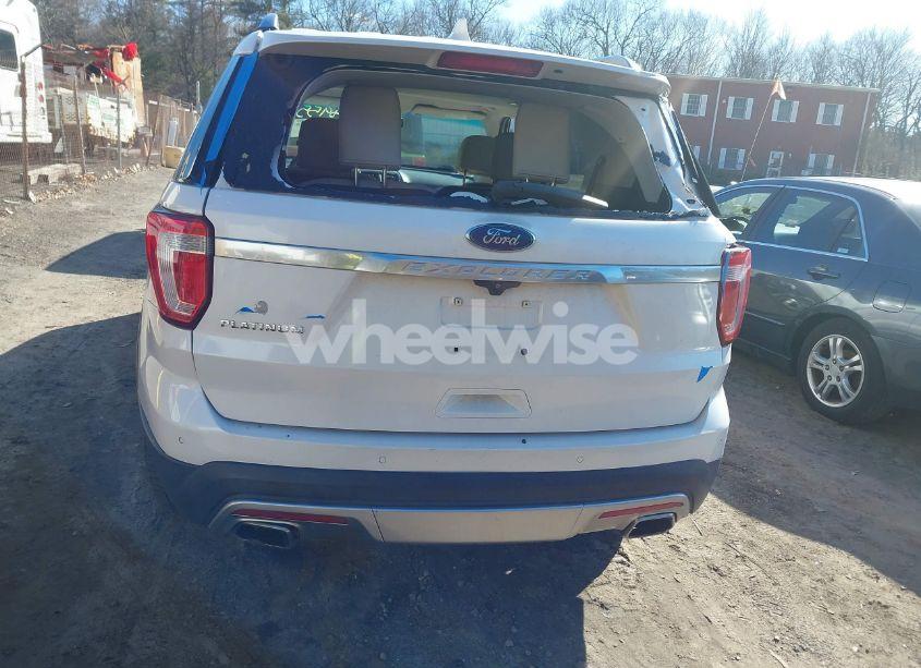 Photo 16 of 2016 Ford Explorer PLATINUM (VIN 1FM5K8HT2GGA74658)