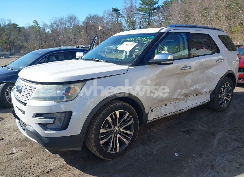 Photo 2 of 2016 Ford Explorer PLATINUM (VIN 1FM5K8HT2GGA74658)