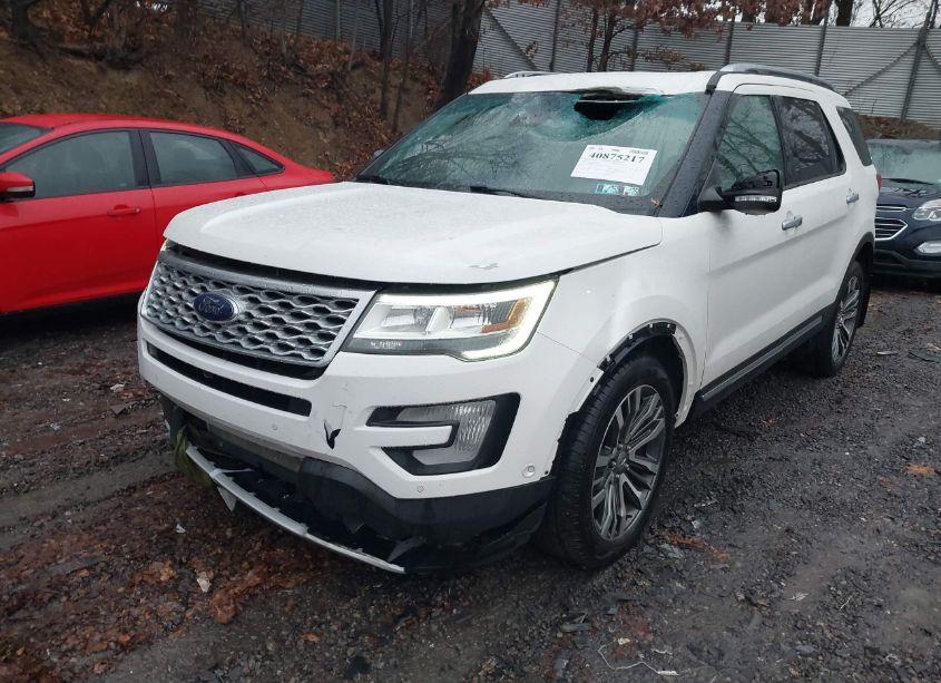 Photo 2 of 2017 Ford Explorer PLATINUM (VIN 1FM5K8HT2HGA09312)