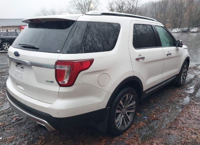 Photo 4 of 2017 Ford Explorer PLATINUM (VIN 1FM5K8HT2HGA09312)