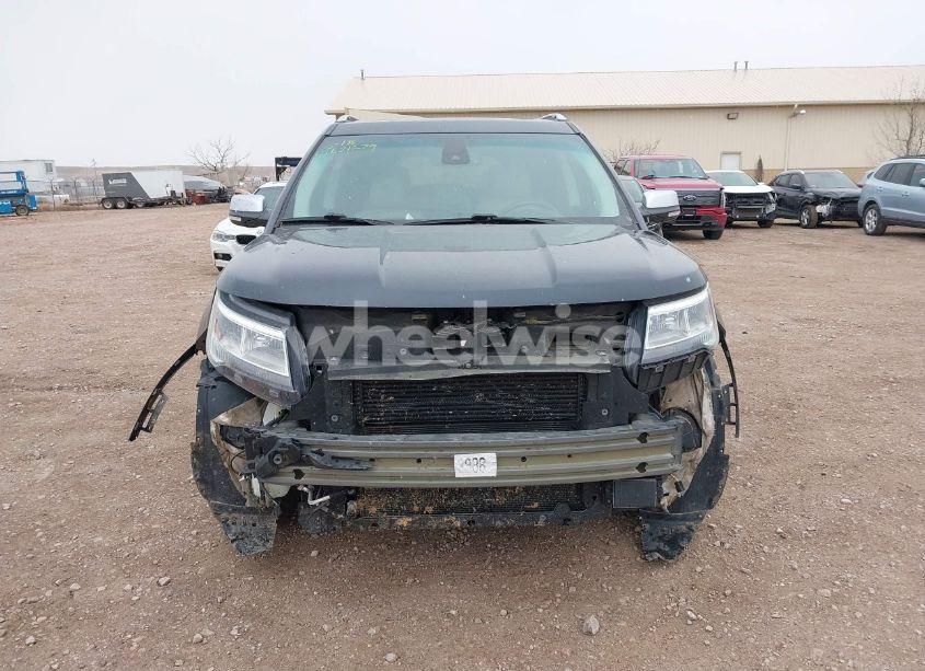 Photo 13 of 2017 Ford Explorer PLATINUM (VIN 1FM5K8HT2HGC13978)