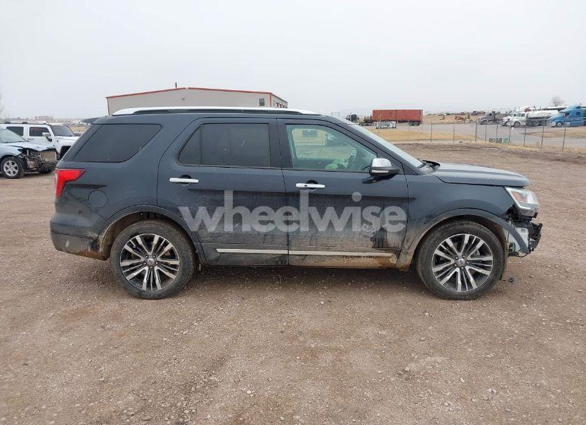 Photo 14 of 2017 Ford Explorer PLATINUM (VIN 1FM5K8HT2HGC13978)