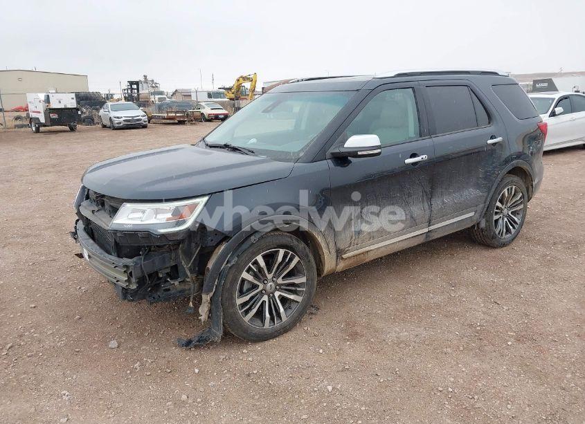 Photo 2 of 2017 Ford Explorer PLATINUM (VIN 1FM5K8HT2HGC13978)